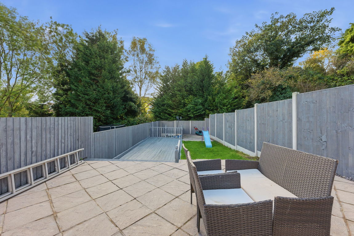 Mays Avenue, Carlton, Nottingham, Nottinghamshire, NG4 1AS