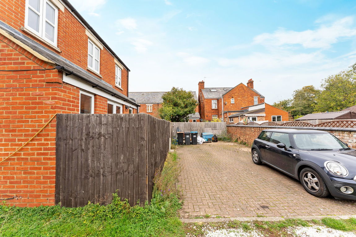 Newton Street, Olney, MK46 4BS