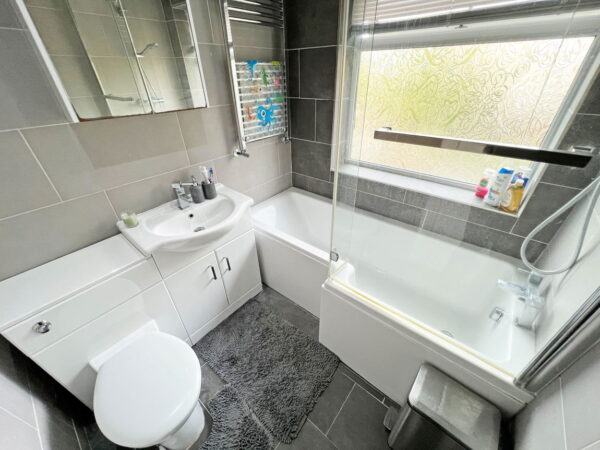 Coltbeck Avenue, Narborough, Leicester, Leicestershire, LE19 3EJ