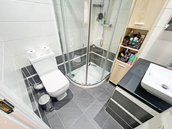 Haskell Close, Braunstone, Leicester, Leicestershire, LE3 3UA