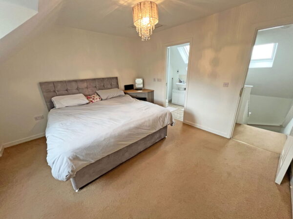 Saxthorpe Road, Hamilton, Leicester, Leicestershire, LE5 1PT