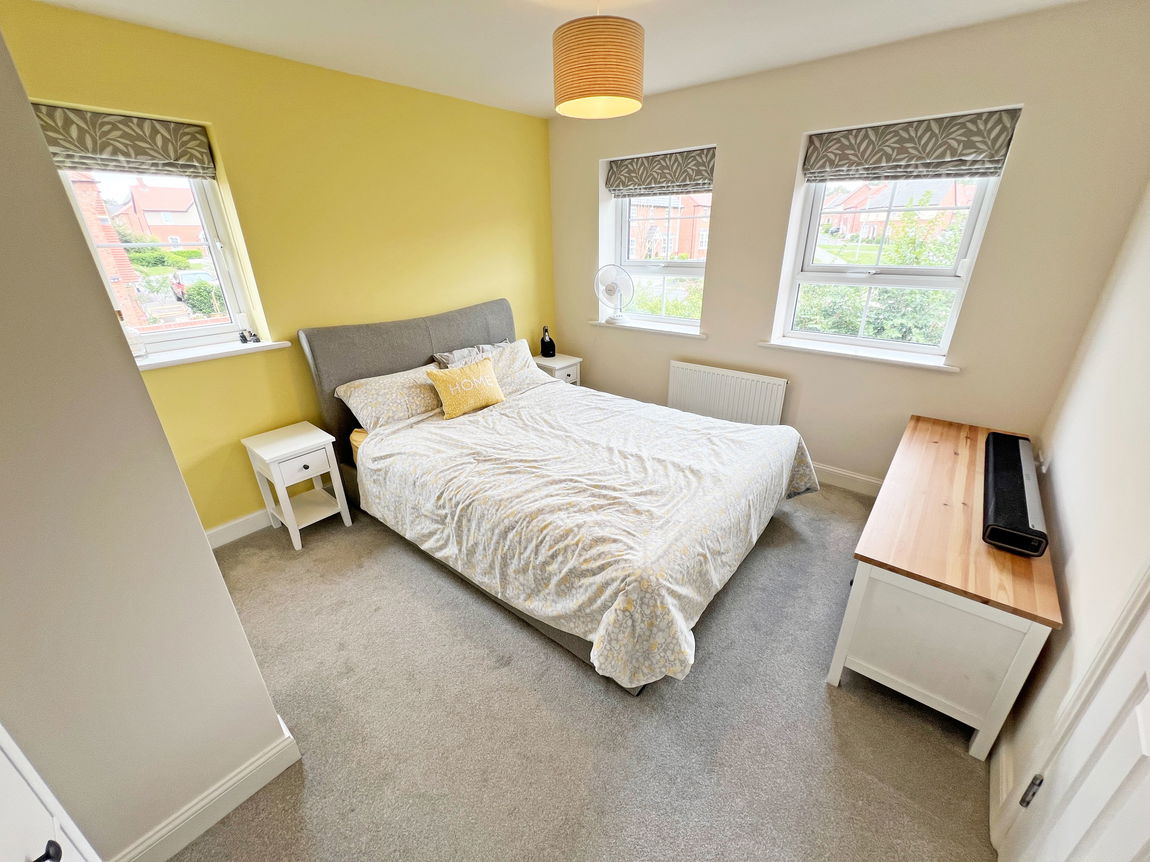 Davies Close, Coalville, LE67 2LG