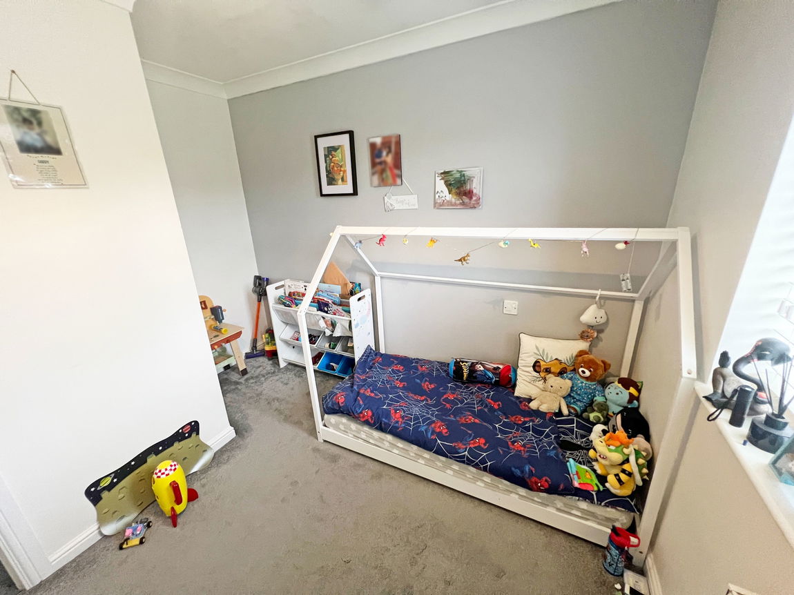 Haskell Close, Braunstone, Leicester, Leicestershire, LE3 3UA