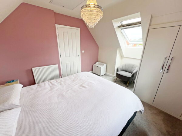 Davies Close, Coalville, LE67 2LG