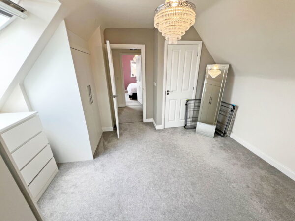 Davies Close, Coalville, LE67 2LG