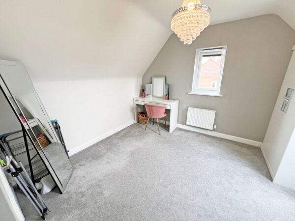 Davies Close, Coalville, LE67 2LG