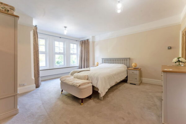 Shaftesbury Avenue, Bedford, MK40 3SA
