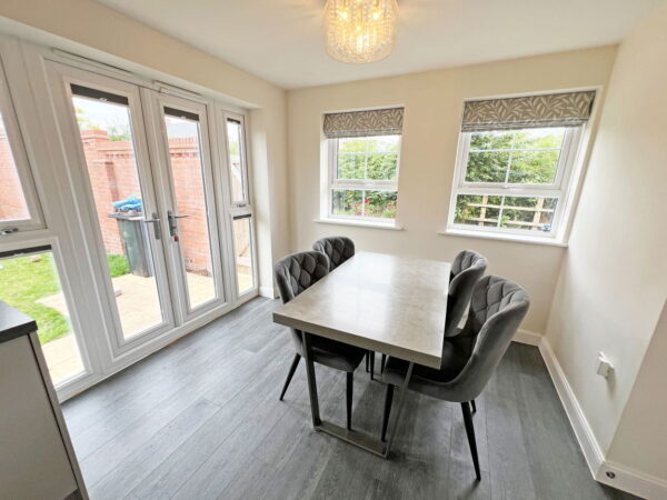 Davies Close, Coalville, LE67 2LG