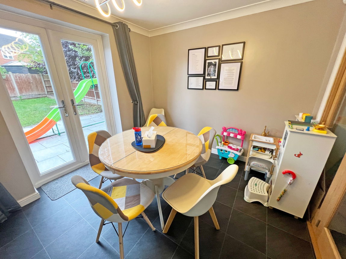 Haskell Close, Braunstone, Leicester, Leicestershire, LE3 3UA