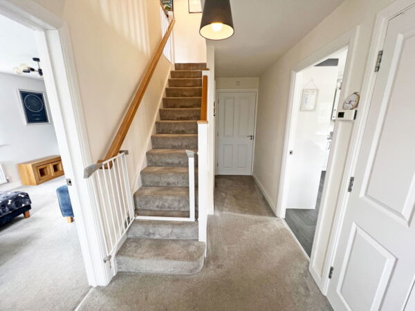 Davies Close, Coalville, LE67 2LG