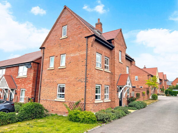 Davies Close, Coalville, LE67 2LG