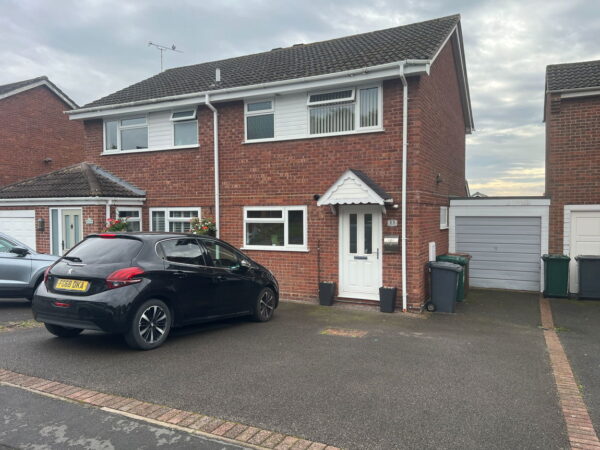 Masefield Avenue, Midway, Swadlincote, Derbyshire, DE11 0HJ