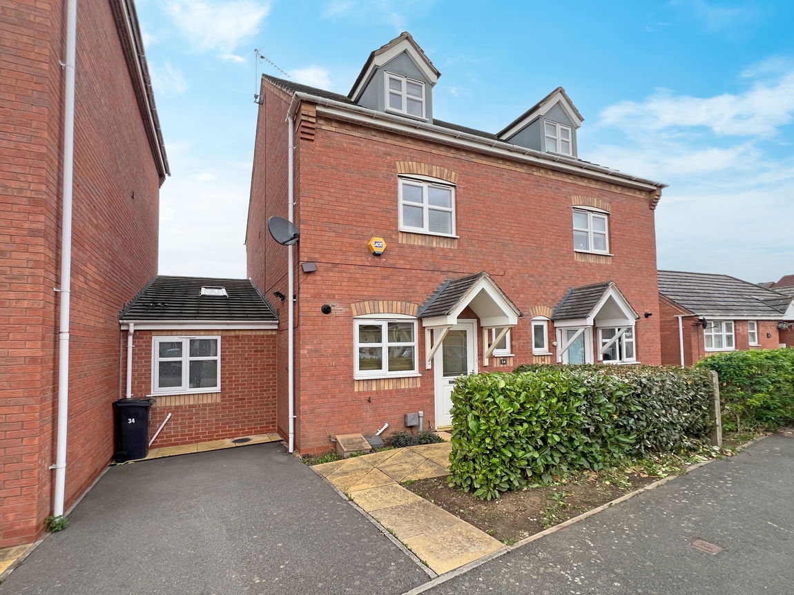 Saxthorpe Road, Hamilton, Leicester, Leicestershire, LE5 1PT