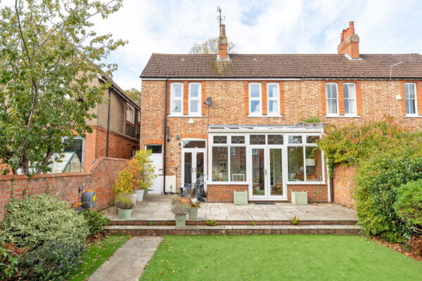 Shaftesbury Avenue, Bedford, MK40 3SA