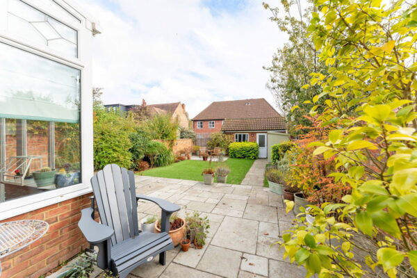 Shaftesbury Avenue, Bedford, MK40 3SA