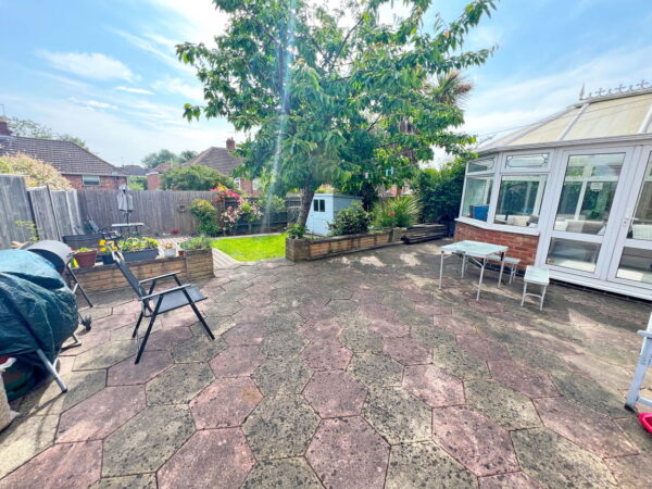 Highfield Crescent, Wigston, Leicestershire, LE18 1NL