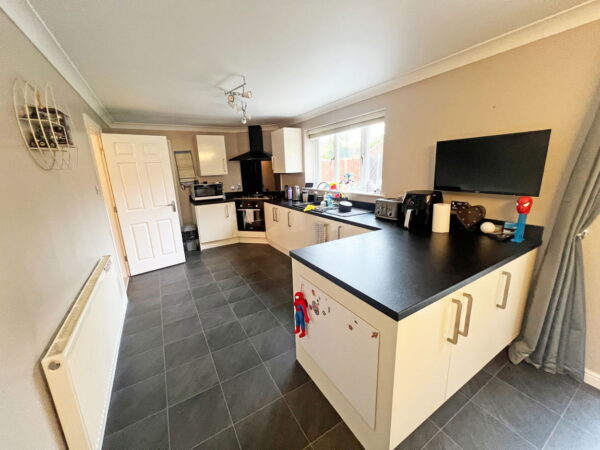 Haskell Close, Braunstone, Leicester, Leicestershire, LE3 3UA