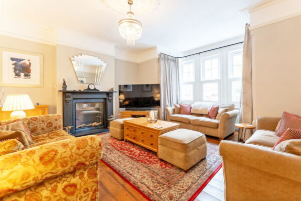 Shaftesbury Avenue, Bedford, MK40 3SA