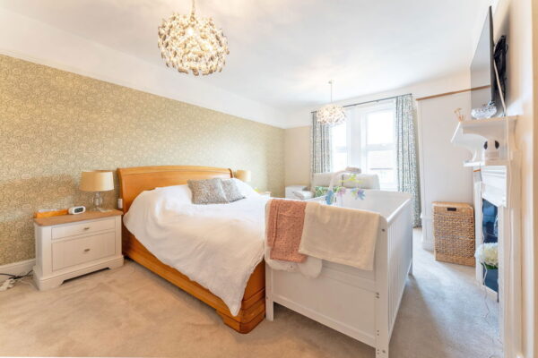 Shaftesbury Avenue, Bedford, MK40 3SA