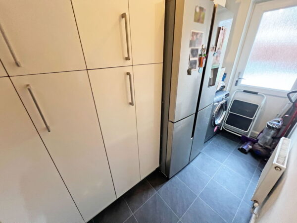 Haskell Close, Braunstone, Leicester, Leicestershire, LE3 3UA