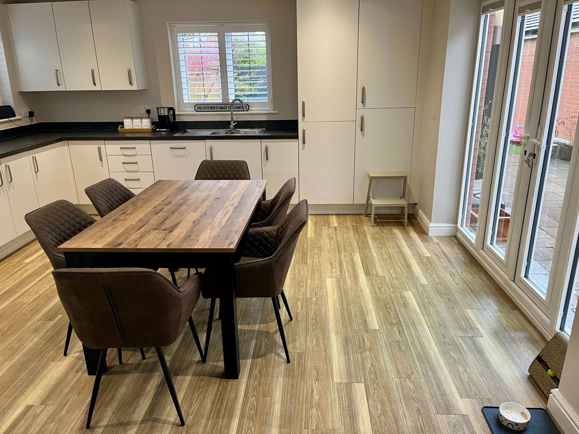 Moore Gardens Close, Rothley, Leicester, LE7 7UQ