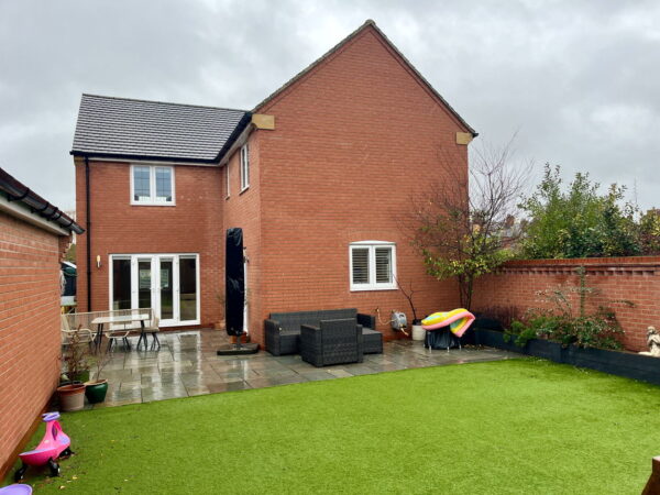 Moore Gardens Close, Rothley, Leicester, LE7 7UQ