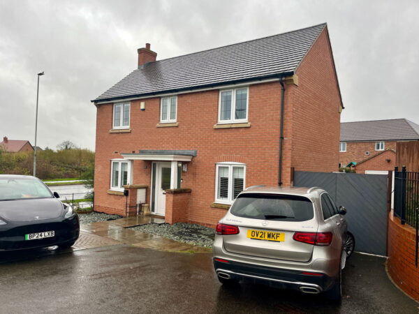 Moore Gardens Close, Rothley, Leicester, LE7 7UQ