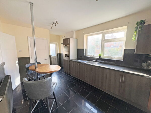 Lawn Avenue, Skegness, Lincolnshire, PE25 3QD