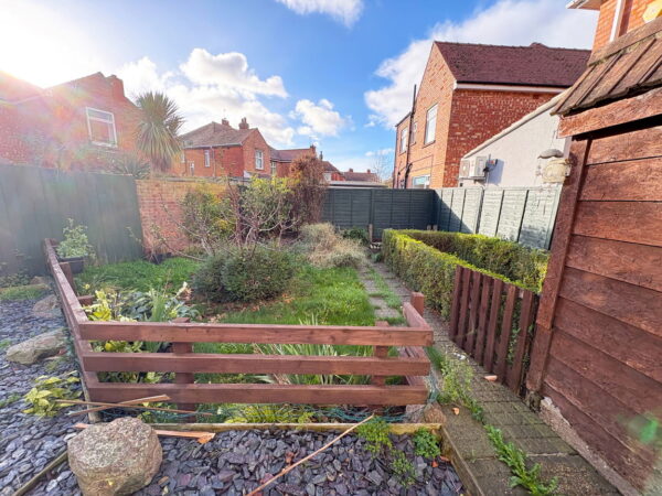 Lawn Avenue, Skegness, Lincolnshire, PE25 3QD