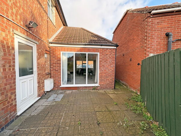 Lawn Avenue, Skegness, Lincolnshire, PE25 3QD