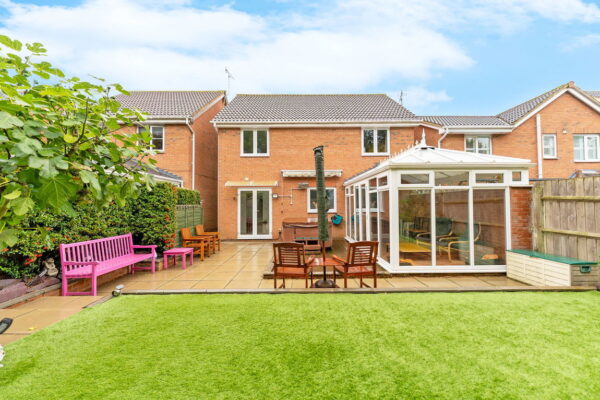 Daisy Close, Corby, Northamptonshire, NN18 8LD