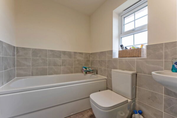 Stonegrave, Houlton, Rugby, Warwickshire, CV23 1DD