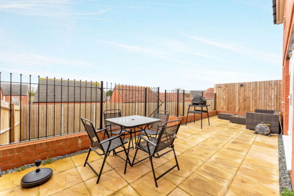 Stonegrave, Houlton, Rugby, Warwickshire, CV23 1DD