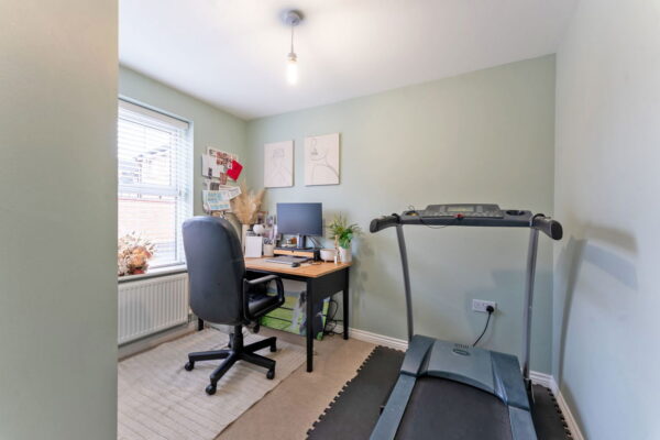 Clarendon Close, Corby, NN18 8DQ