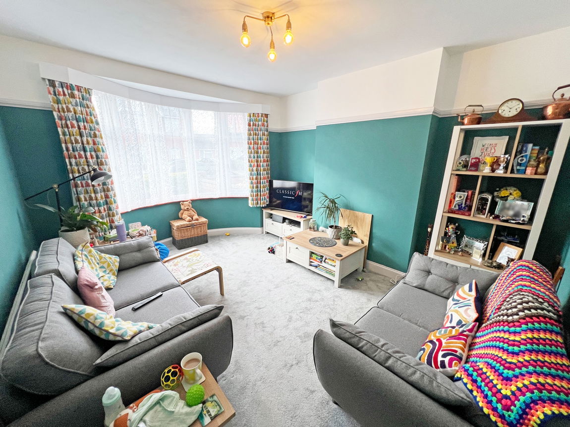 Ashleigh Road, Leicester, Leicestershire, LE3 0FB