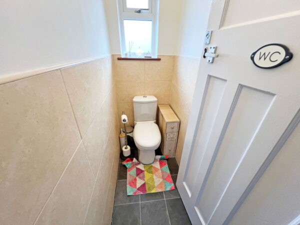 Ashleigh Road, Leicester, Leicestershire, LE3 0FB