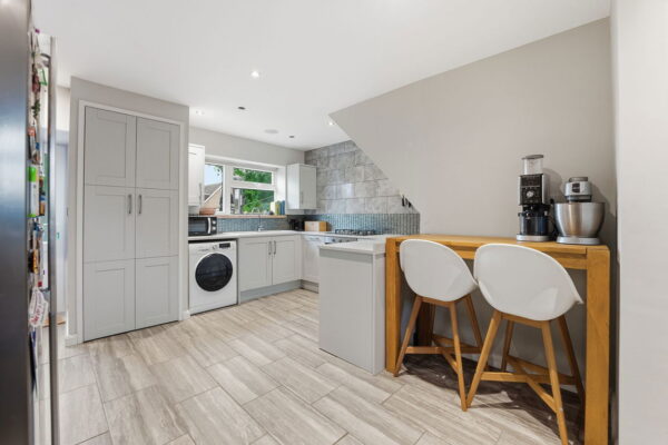 Hoe View Road, Cropwell Bishop, Nottingham, NG12 3DE