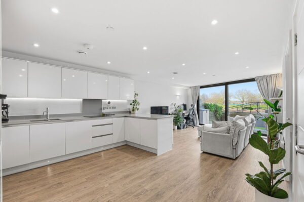 32 Wilford Lane, West Bridgford, Nottingham, Nottinghamshire, NG2 7ZZ