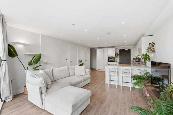 32 Wilford Lane, West Bridgford, Nottingham, Nottinghamshire, NG2 7ZZ