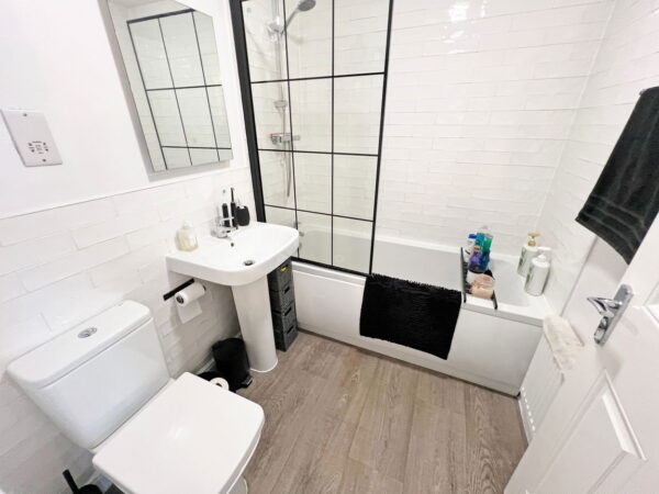 Poppy Close, Countesthorpe, Leicester, Leicestershire, LE8 5XY