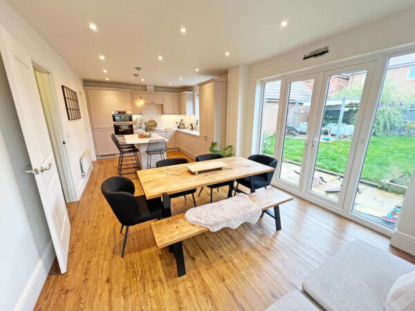 Flanders Close, Burbage, Leicestershire, LE10 2FN