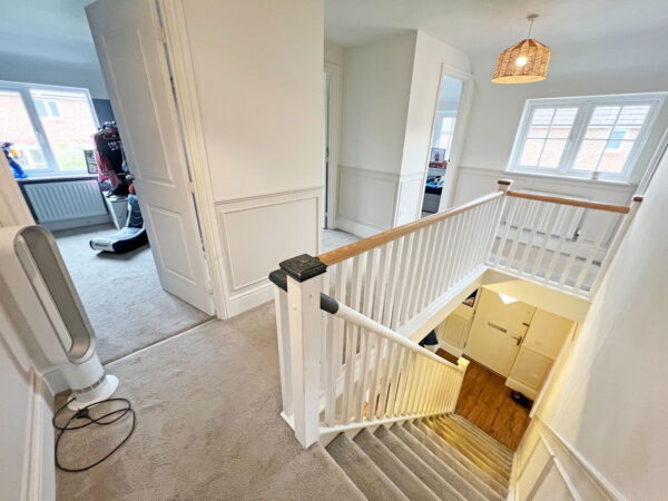 Flanders Close, Burbage, Leicestershire, LE10 2FN