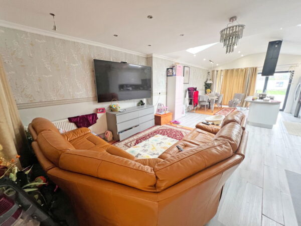 Humberstone Lane, Leicester, Leicestershire, LE4 9JN