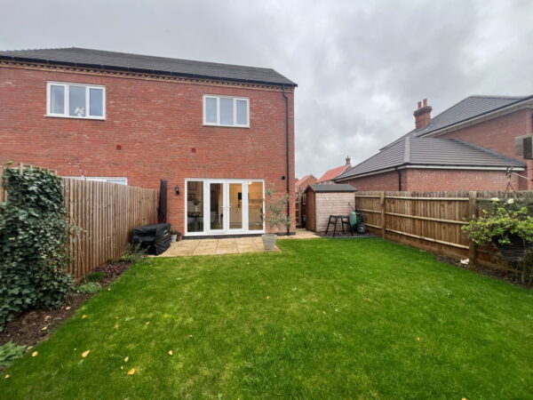 Usherwood Way, Hugglescote, Leicestershire, LE67 2HN