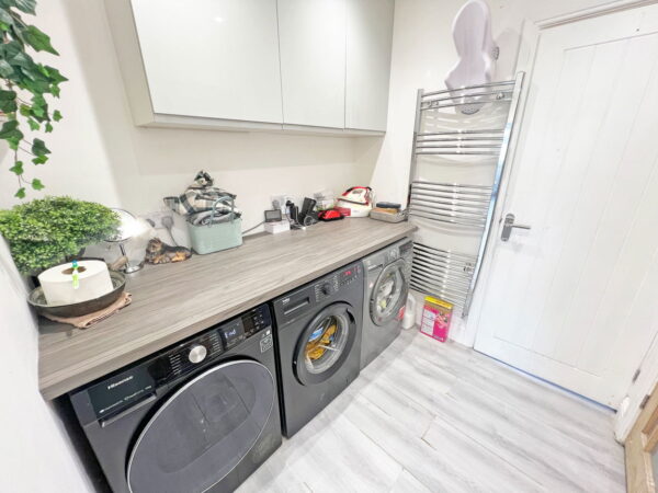 Humberstone Lane, Leicester, Leicestershire, LE4 9JN