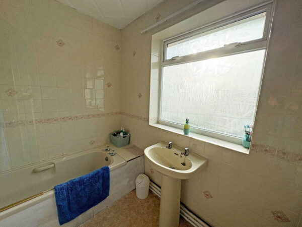 Saxby Avenue Skegness PE25 3LG