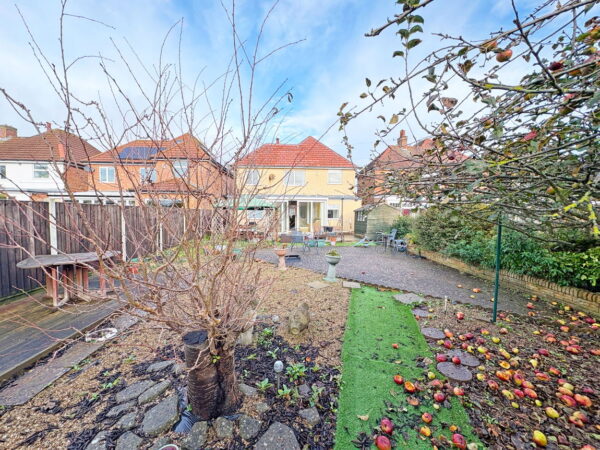 Saxby Avenue Skegness PE25 3LG