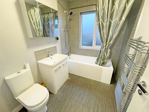 Aylestone Lane, Wigston, Leicestershire, LE18 1BB