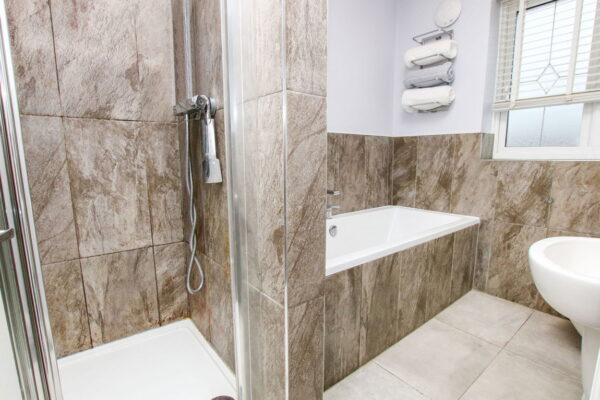 Rochester Walk, Clifton, Nottingham, NG11 8LP