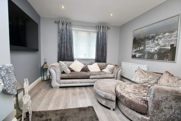 Rochester Walk, Clifton, Nottingham, NG11 8LP